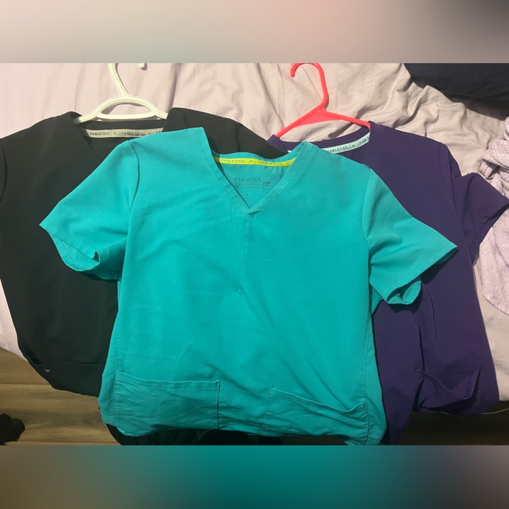 Fabletics woman’s scrubs